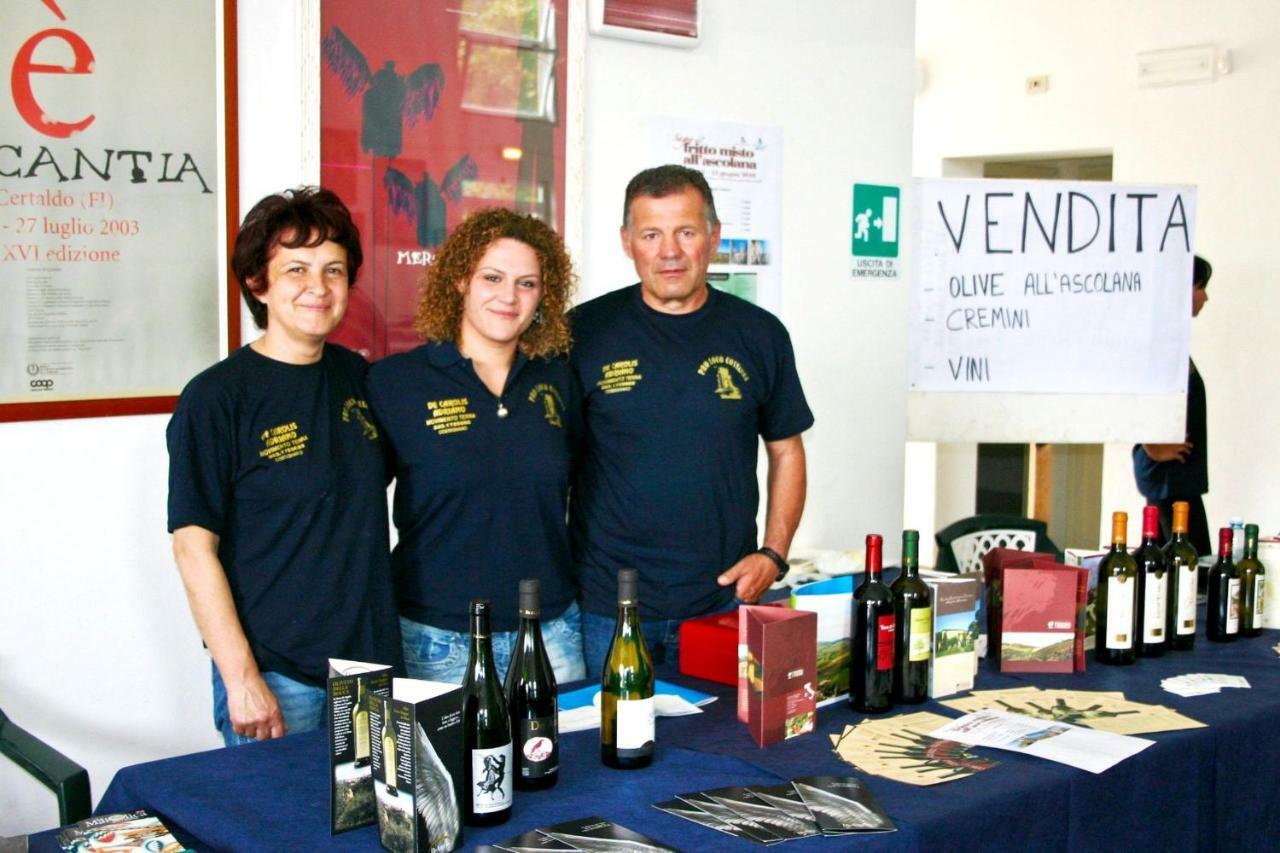 Agriturismo Galanti Cossignano Luaran gambar